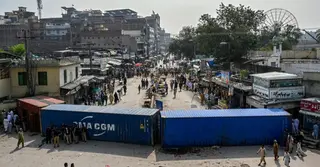 খাইবার পাখতুনখোয়ায় গভর্নরের শাসন; হেফাজতে মুখ্যমন্ত্রীসহ ৮ নেতা